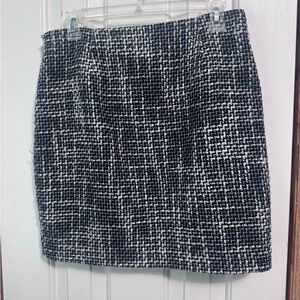 Chic Black and White Tweed Skirt